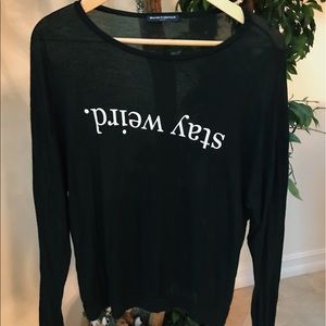 BRANDY MELVILLE - stay weird graphic tee - size sm